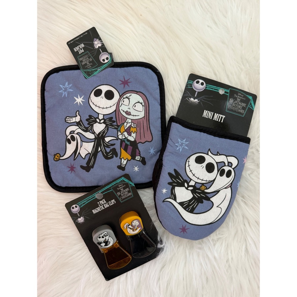 Disney Nightmare Before Christmas Pot Holder Mini Mitt & Magnetic Bag Clips Set